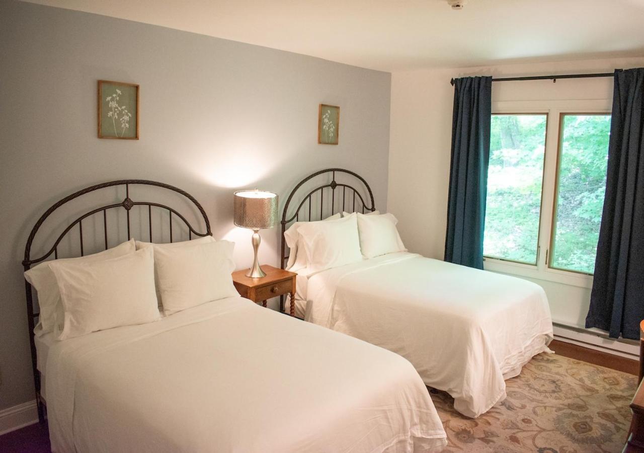 Apple Tree Inn Lenox Kültér fotó